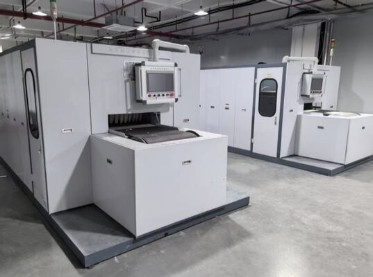 kaufen HB-250×150-4,7M | 1150℃ Kontinuierlicher Hochtemperatur-Gitterbandlötofen | Metallteile und Edelstahl-Blankwärmebehandlungssystem Online-Herstellung